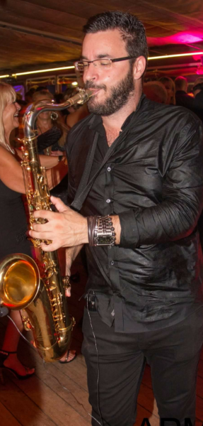 Saxophoniste toulonvar 83 ladyred