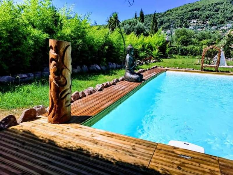 Villa de luxe a louer avec piscine et jacuzzi privé pour événement mariage evjf ou evg région toulon var 83 côte d'azur paca