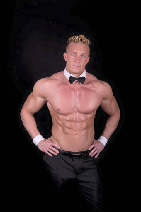  Animation Spectacle Soiree ou trouver un Chippendale Stripteaseur Toulon Var 83 Paca Bouche du Rhone Location Limousine soiree entre fille spectacle chippendale , evjf , anniversaire allo ladyred striptease 